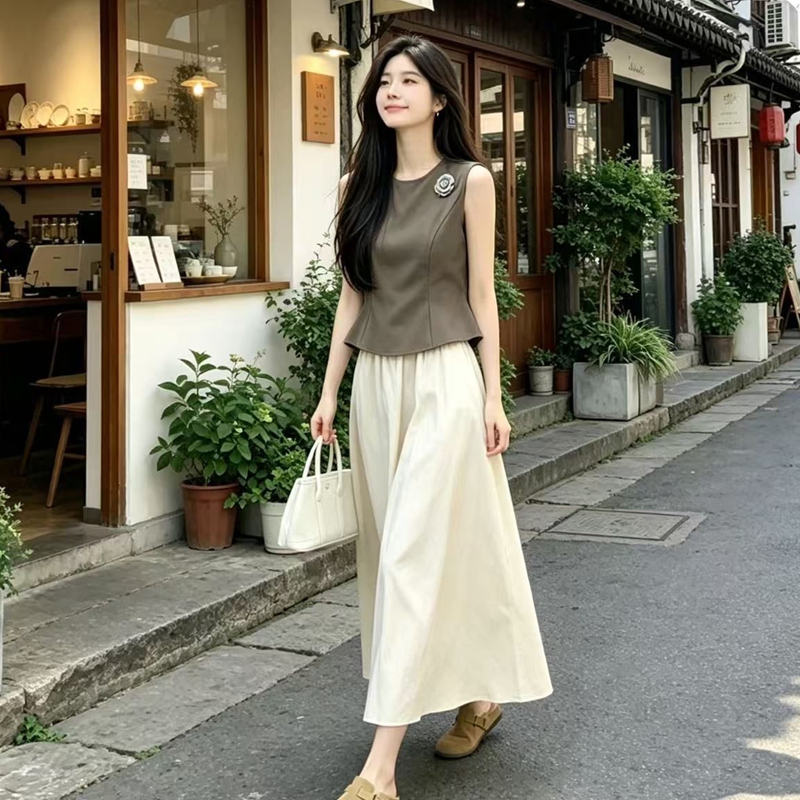 ชุดเสื้อกั๊กกระโปรงทรงเข้ารูปป - Korean Lifestyle บทวิจารณ์และราคา